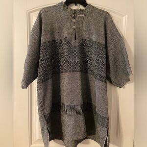 Men’s unbranded Gray/Black Woven Short Sleeve Shirt 2X/3X